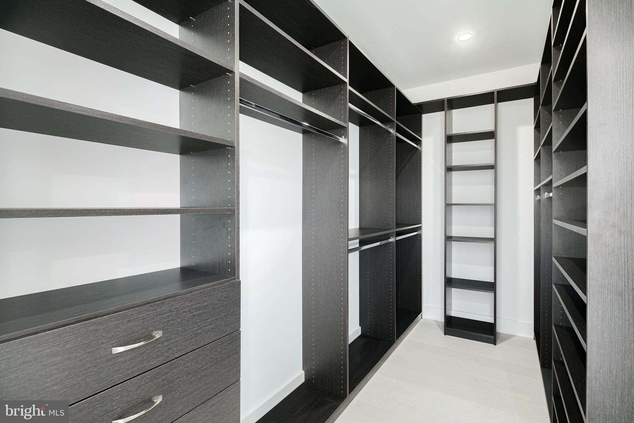 142 South Front Street Philadelphia, PA 19106 - Photo 13 of 36