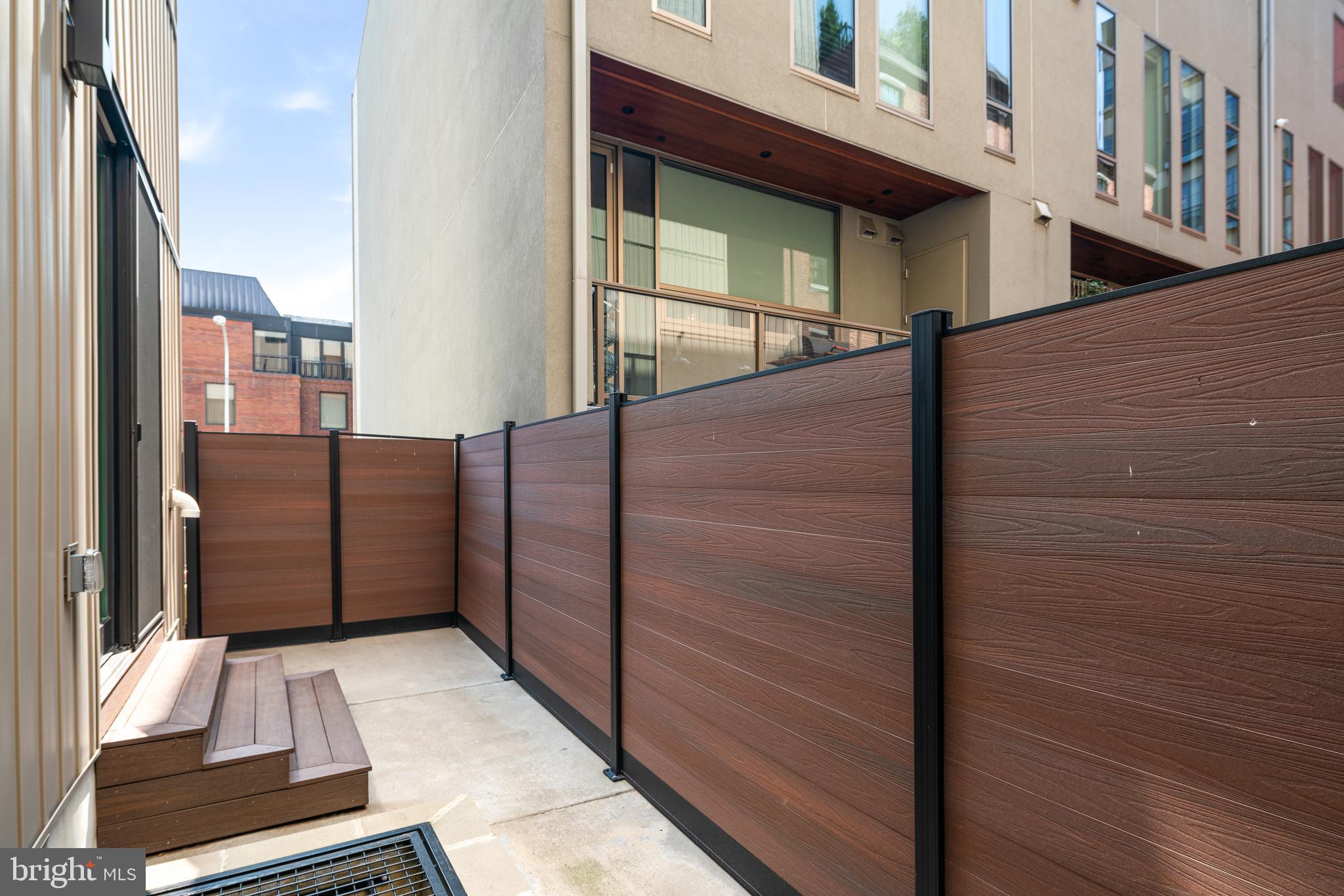 142 South Front Street Philadelphia, PA 19106 - Photo 25 of 36