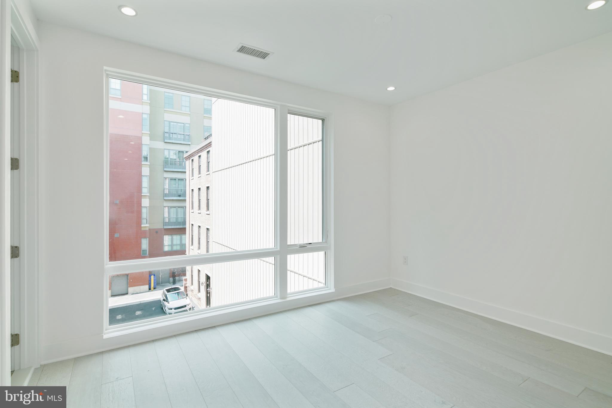 142 South Front Street Philadelphia, PA 19106 - Photo 26 of 36