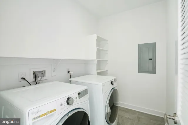 $1,850,000 | 142 South Front Street, Philadelphia, PA 19106