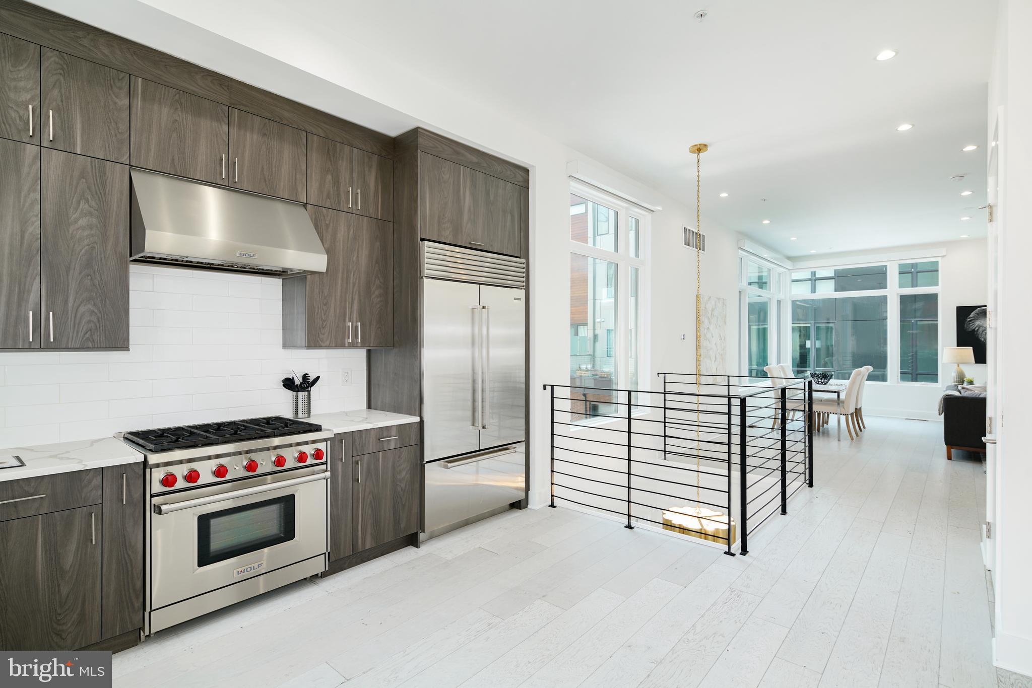 142 South Front Street Philadelphia, PA 19106 - Photo 3 of 36