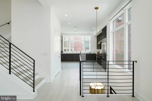 $1,850,000 | 142 South Front Street, Philadelphia, PA 19106