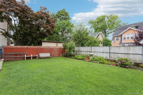$950,000 | 148 Lincoln Avenue, New Rochelle, NY 10801