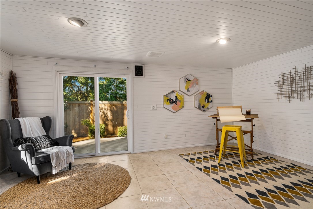 12207 Northeast 162nd Street Bothell, WA 98011 - Photo 18 of 27 Gallery Image 18