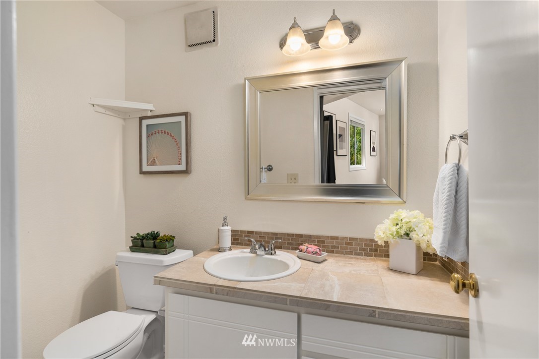 12207 Northeast 162nd Street Bothell, WA 98011 - Photo 20 of 27 Gallery Image 20