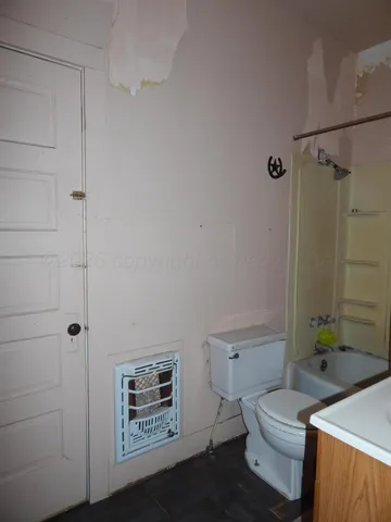 $80,000 | 1004 Childress Street, Wellington, TX 79095