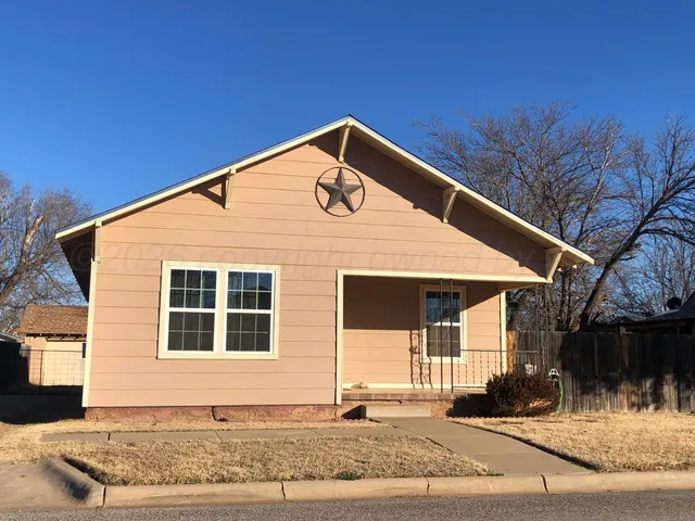 $80,000 | 1004 Childress Street, Wellington, TX 79095