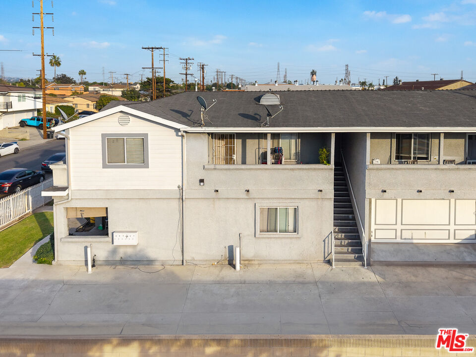6014 Ferguson Drive Commerce, CA 90022 - Photo 13 of 22 a view of a house with a outdoor space