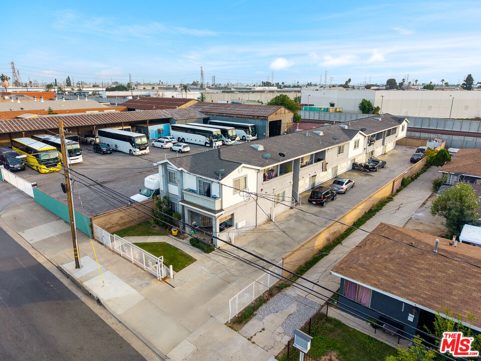 6014 Ferguson Drive Commerce, CA 90022 - Photo 16 of 22 a picture of car parked