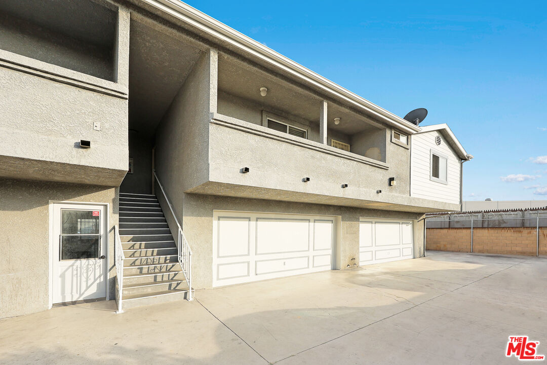 6014 Ferguson Drive Commerce, CA 90022 - Photo 7 of 22 a view of a balcony with furniture