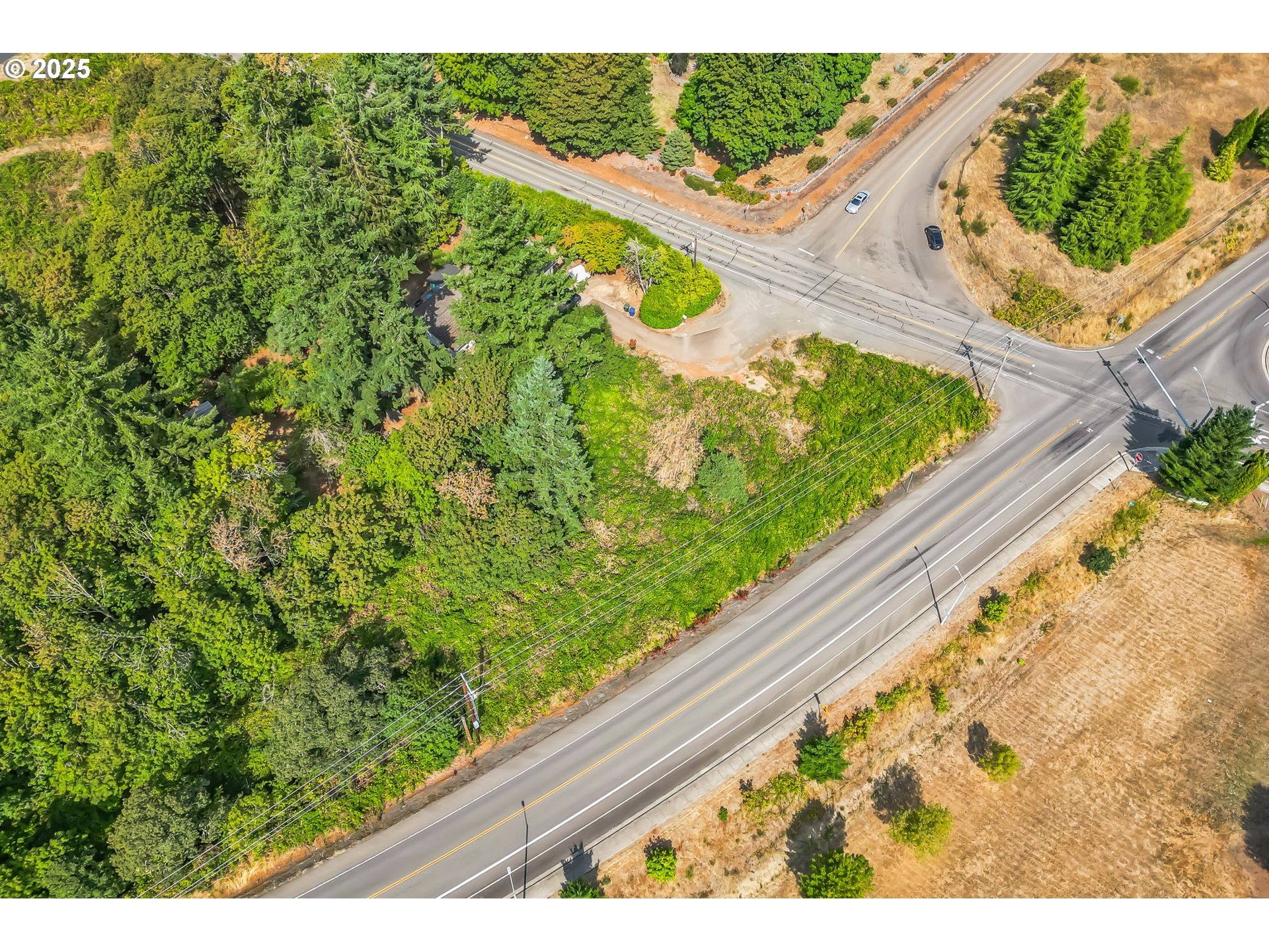 0 Northwest Doaks Ferry Road, Unit 2300 Salem, OR 97304 - Photo 8 of 30 a view of a garden from a balcony