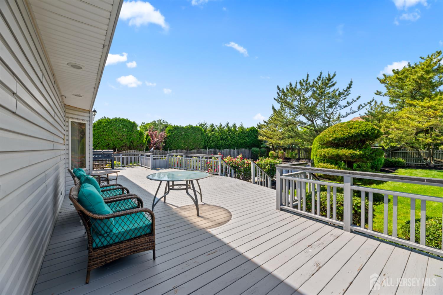 6 Allison Court Edison, NJ 08820 - Photo 38 of 53 a view of a chairs on the roof deck