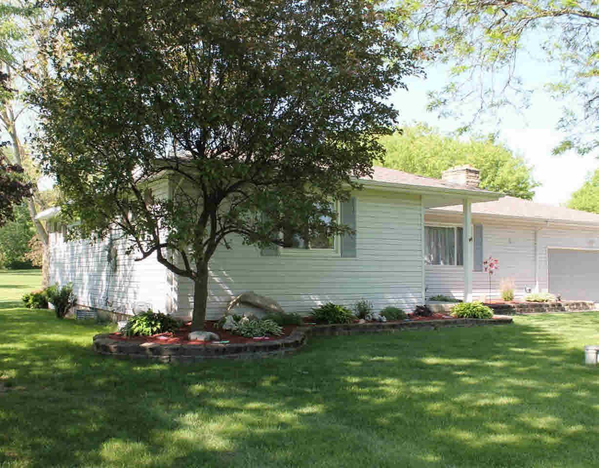 2140 Reid Road Flint, MI 48507 - Photo 35 of 48 21299021-34.JPG