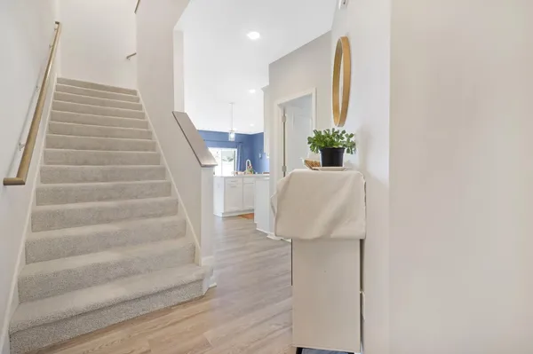 $406,900 | 9541 4th Street North, Lake Elmo, MN 55042