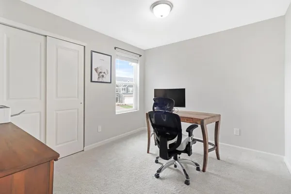 $406,900 | 9541 4th Street North, Lake Elmo, MN 55042