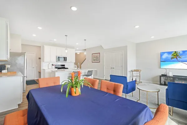 $406,900 | 9541 4th Street North, Lake Elmo, MN 55042