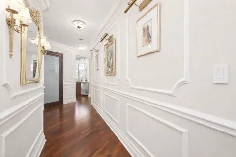 $800,000 | 420 East Waterside Drive, Unit 2110, Chicago, IL 60601