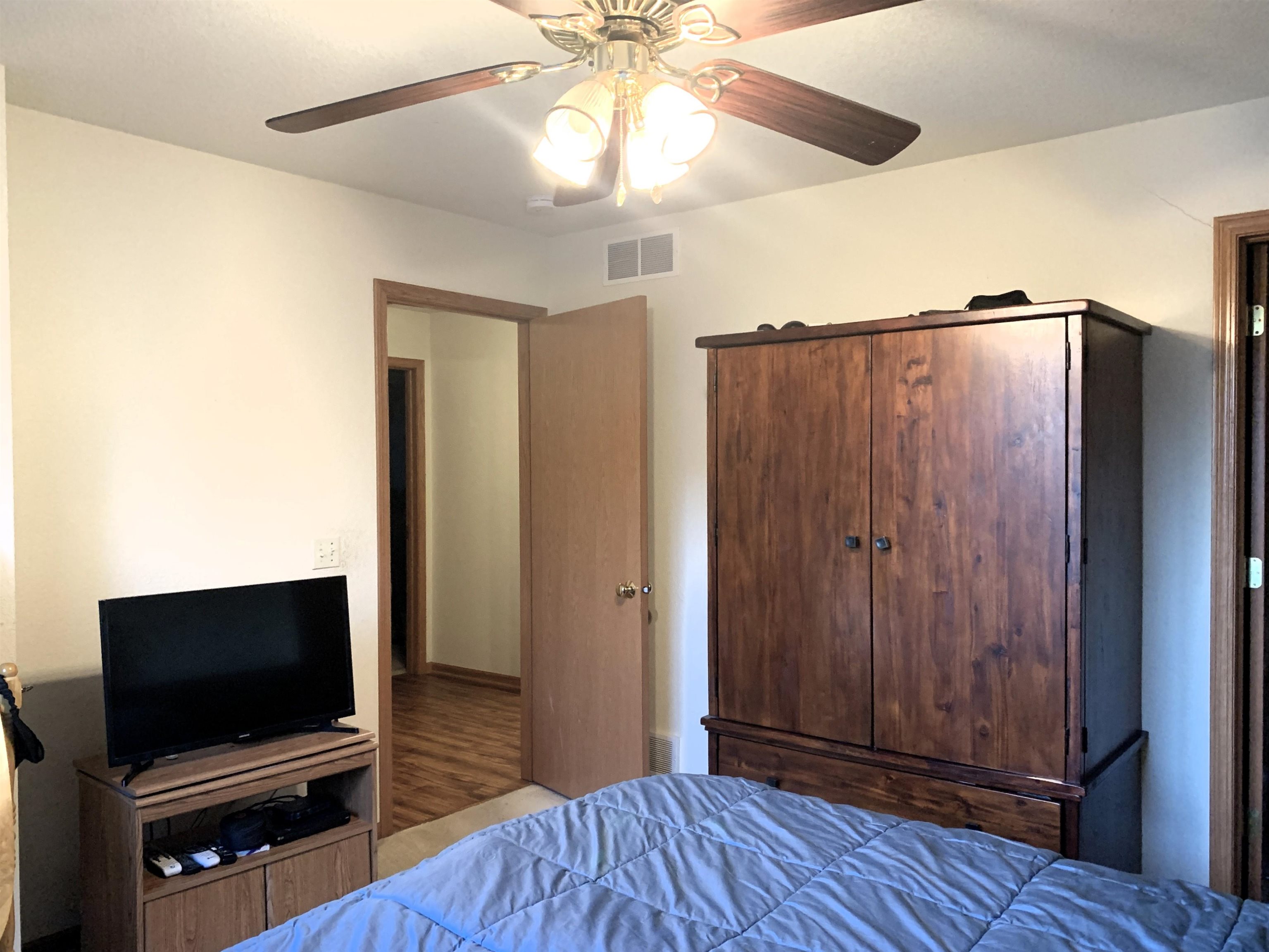 212 Ridgeview Lane Columbus, WI 53925 - Photo 32 of 74