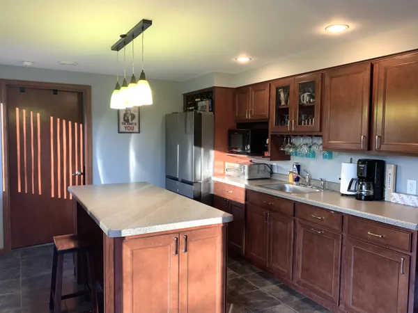 $485,000 | 212 Ridgeview Lane, Columbus, WI 53925