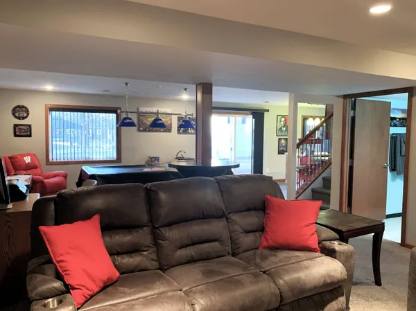 $485,000 | 212 Ridgeview Lane, Columbus, WI 53925