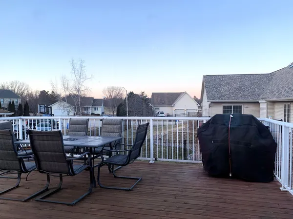 $485,000 | 212 Ridgeview Lane, Columbus, WI 53925