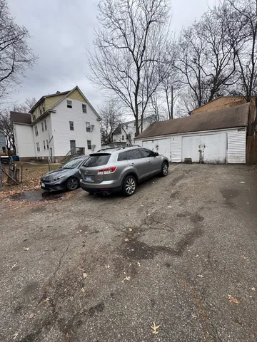 $499,900 | 40 Harding Place, New Haven, CT 06511