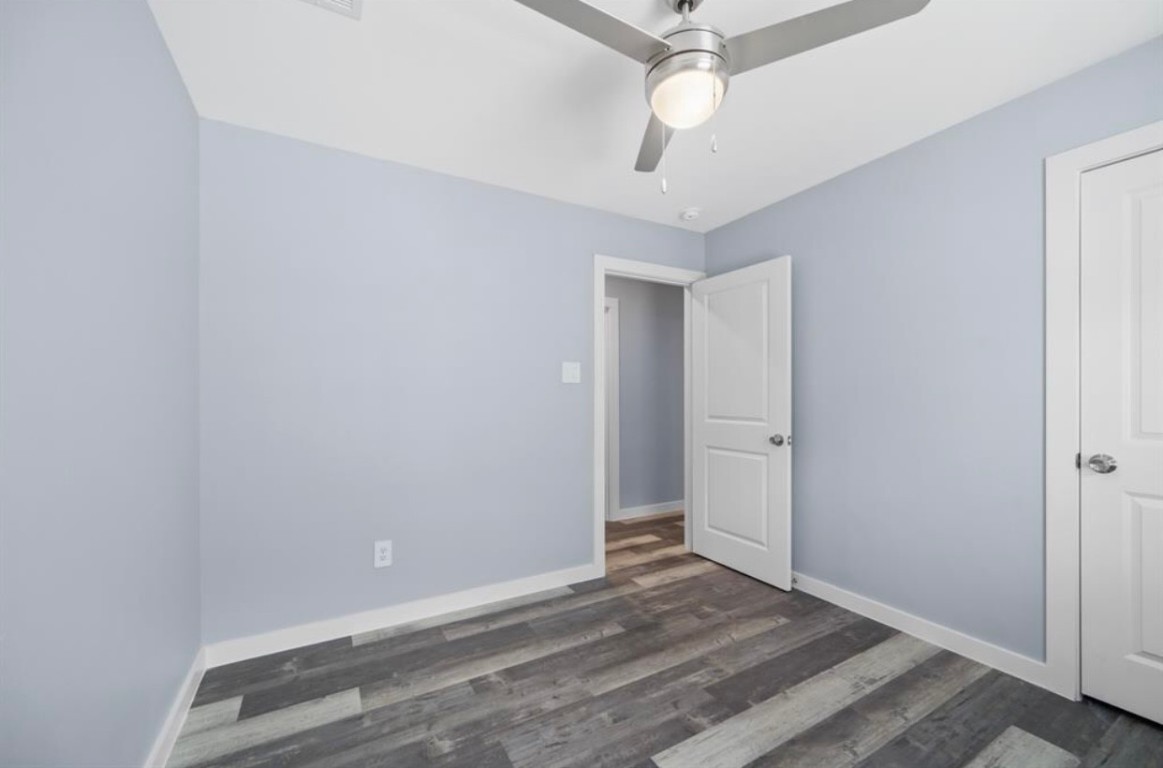 622 Maple Way Houston, TX 77015 - Photo 12 of 23 wooden floor in an empty room