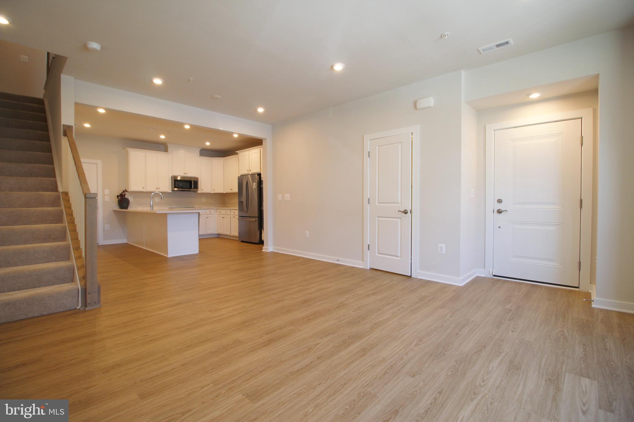 2154 Glacier Road, Unit 67 Herndon, VA 20170 - Photo 3 of 30