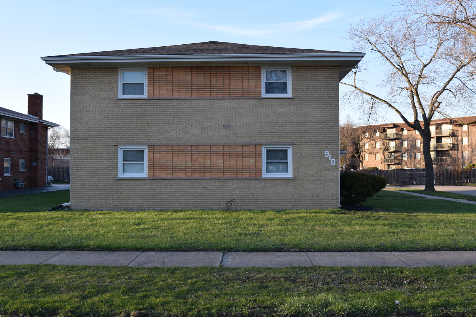 910 Elder Road Homewood, IL 60430 - Photo 3 of 8