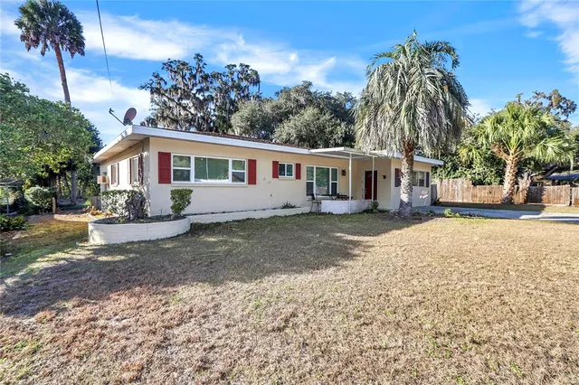 $1,800 | 11636 Osceola Road, Dunnellon, FL 34431