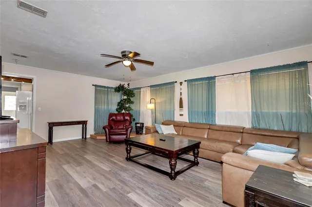 $1,800 | 11636 Osceola Road, Dunnellon, FL 34431