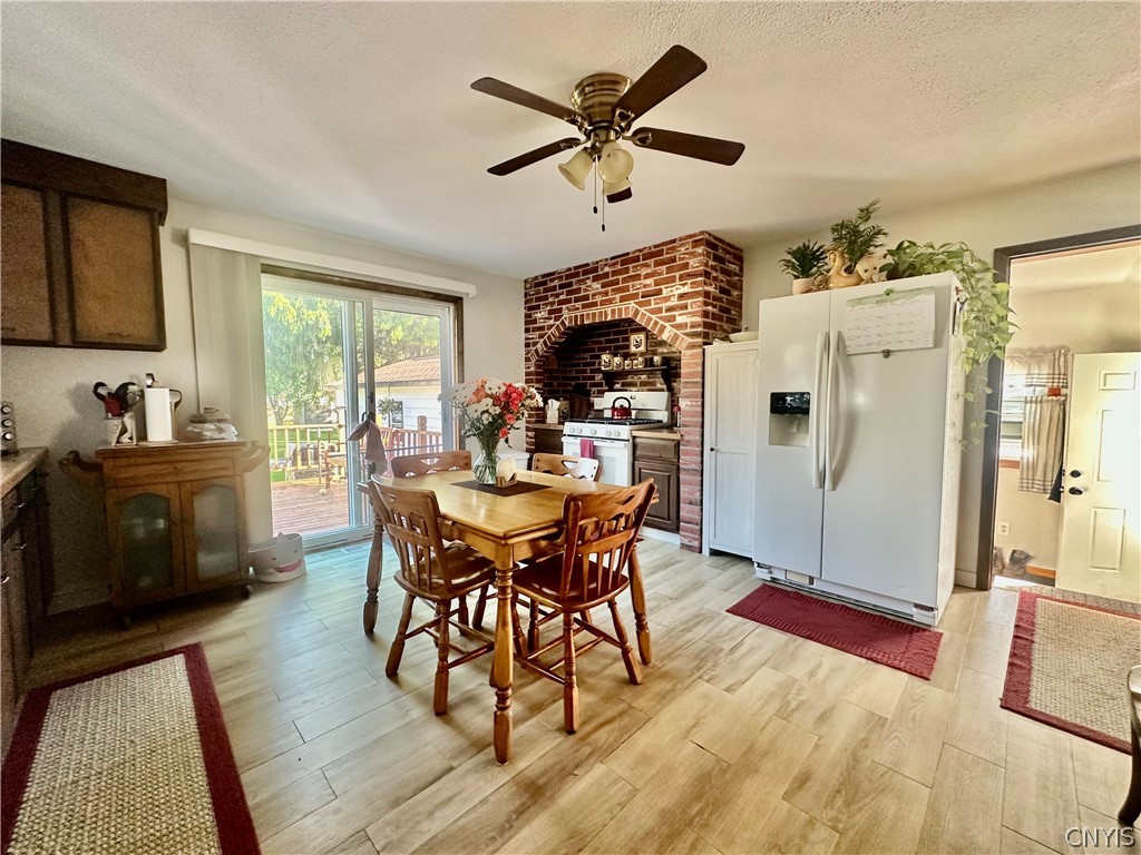 6368 Lakeshore Road Cicero, NY 13039 - Photo 8 of 18