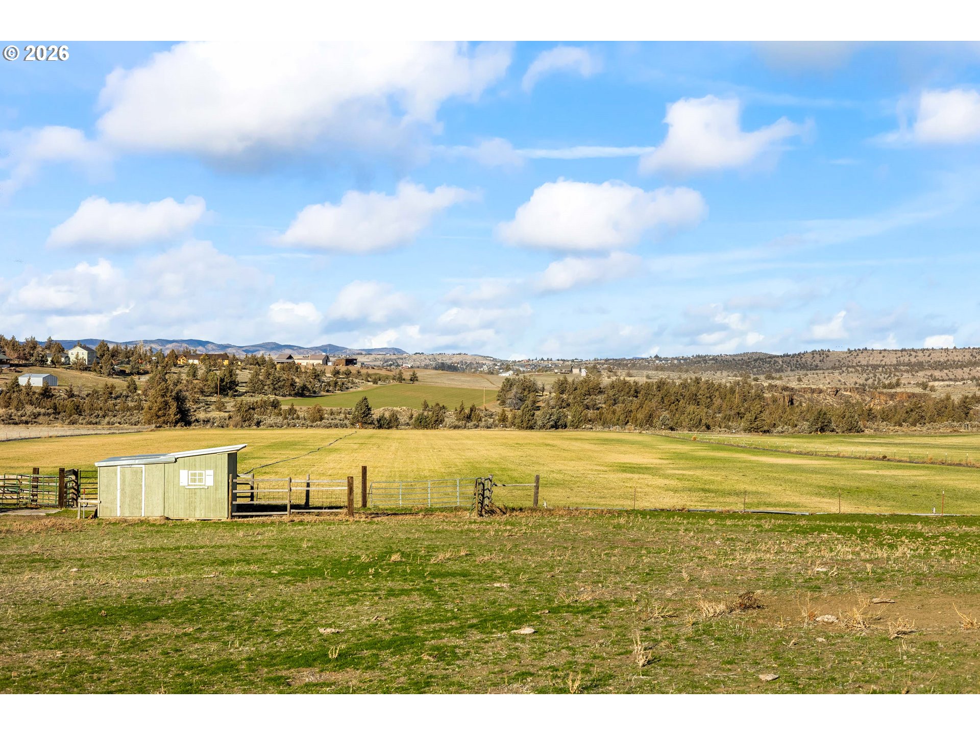 896 Southeast Dover Lane Madras, OR 97741 - Photo 34 of 44 a view of an ocean and beach
