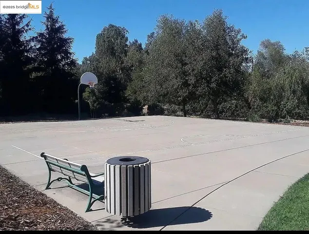 $1,300,995 | 9670 Canopy Tree Street, Roseville, CA 95747