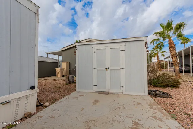 a view of a storage & utility room