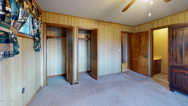 a close view of a bathroom