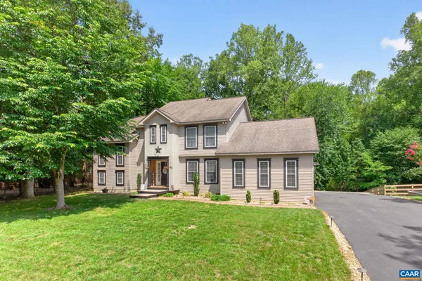 $575,000 | 40 Brougham Road, Palmyra, VA 22963