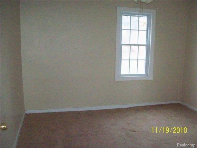 5828 Davison Road Lapeer, MI 48446 - Photo 8 of 12 davison 5828 015