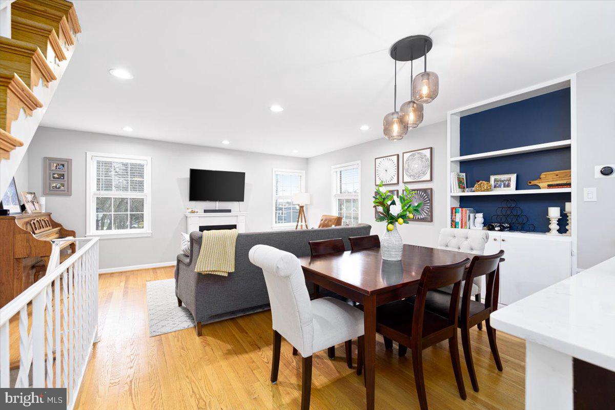 2049 South Glebe Road Arlington, VA 22206 - Photo 7 of 25 a view of a dining room with furniture