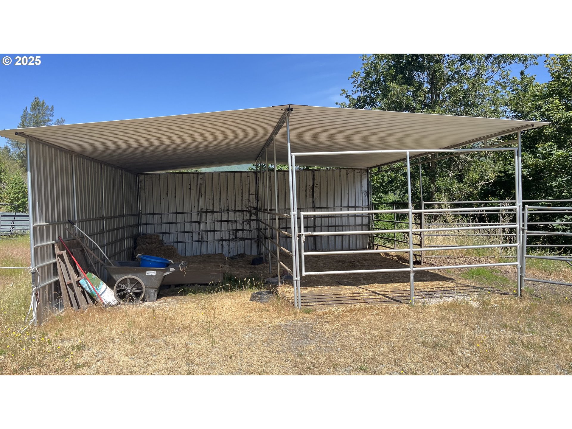 2157 Ferguson Lane Days Creek, OR 97429 - Photo 15 of 45