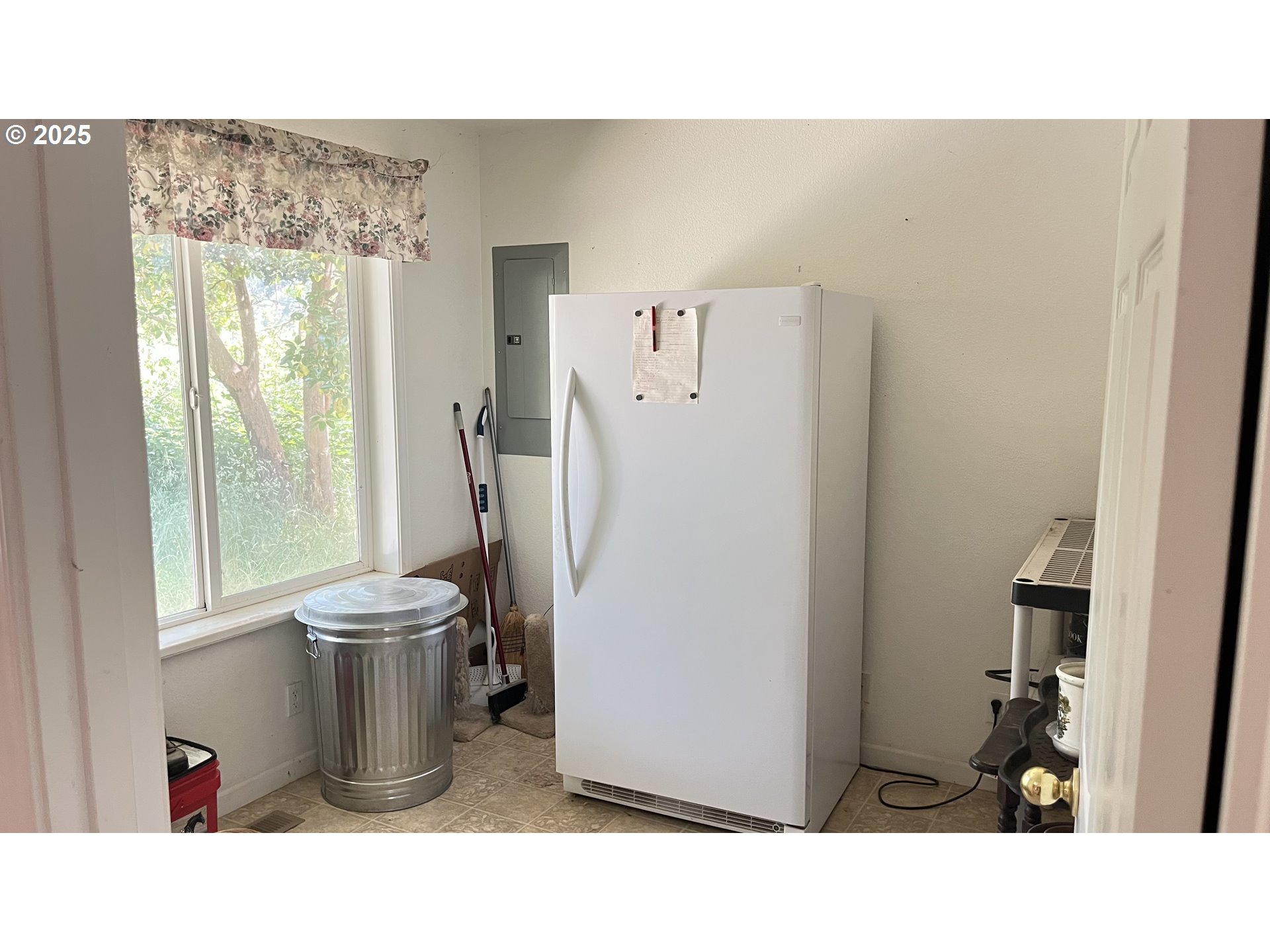 2157 Ferguson Lane Days Creek, OR 97429 - Photo 35 of 45