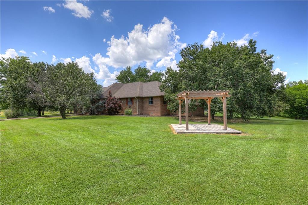 1426 East State Line Road Baxter Springs, KS 66713 - Photo 4 of 71