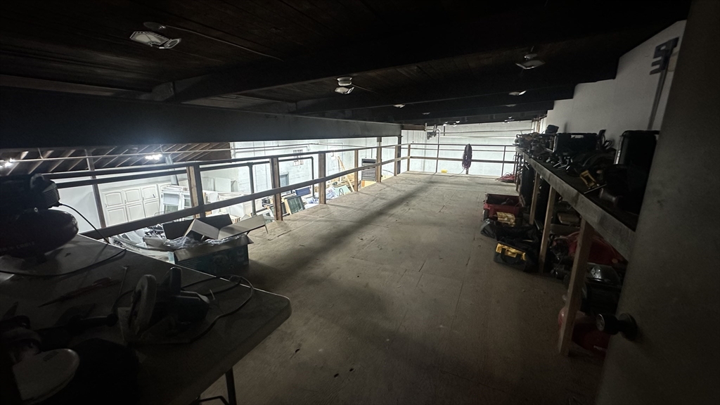 330 William Street Fall River, MA 02721 - Photo 15 of 21