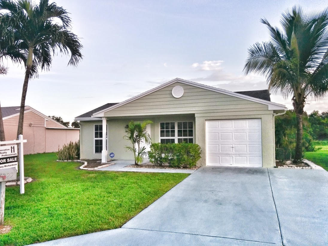 8322 Huntsman Place Boca Raton, FL 33433 - Photo 2 of 14 IMG_20140725_191904