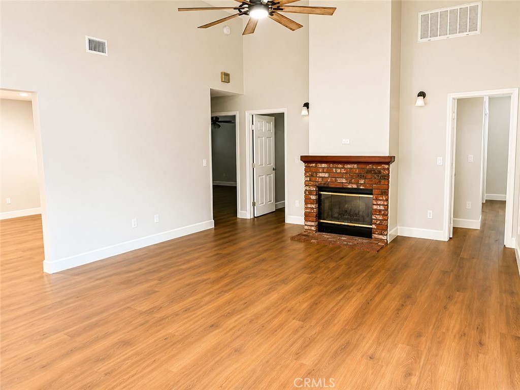 11987 Pomering Road Downey, CA 90242 - Photo 7 of 21