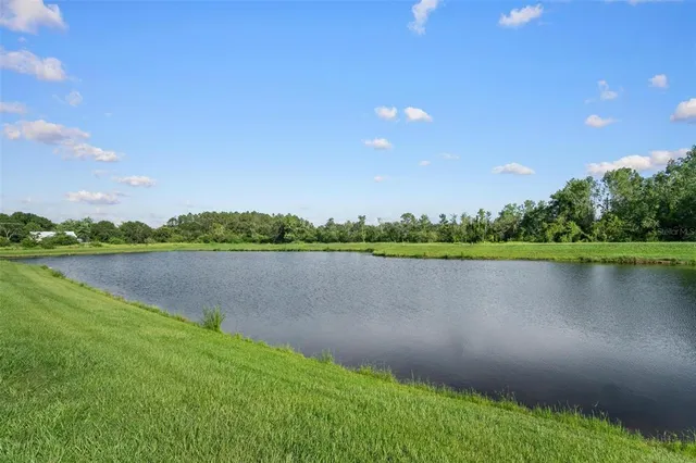 $324,900 | 11303 Misty Moss Drive, Wimauma, FL 33598