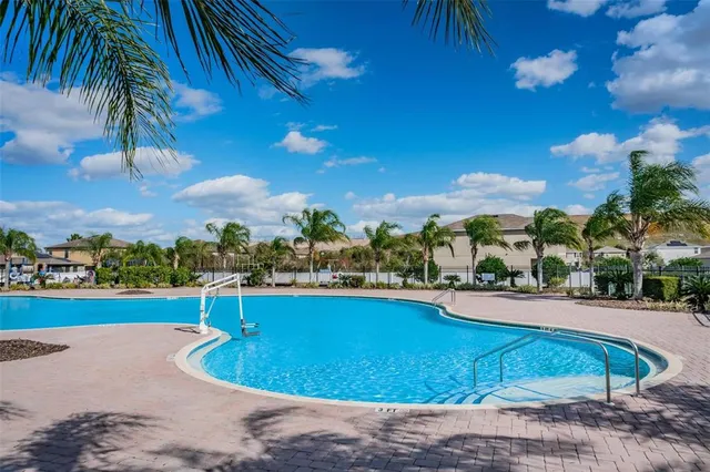 $324,900 | 11303 Misty Moss Drive, Wimauma, FL 33598