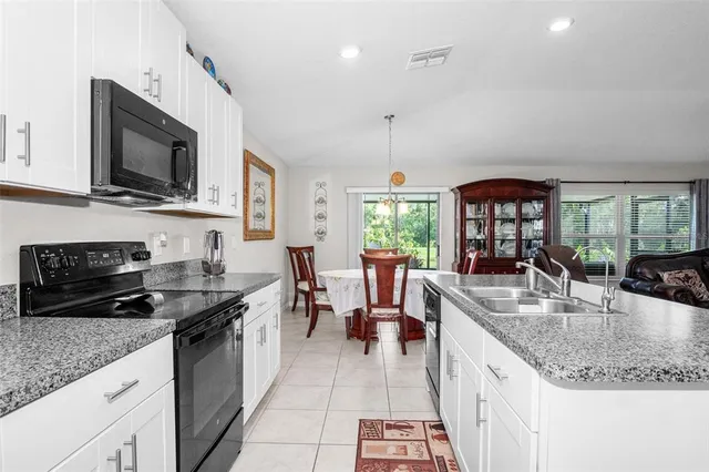 $324,900 | 11303 Misty Moss Drive, Wimauma, FL 33598