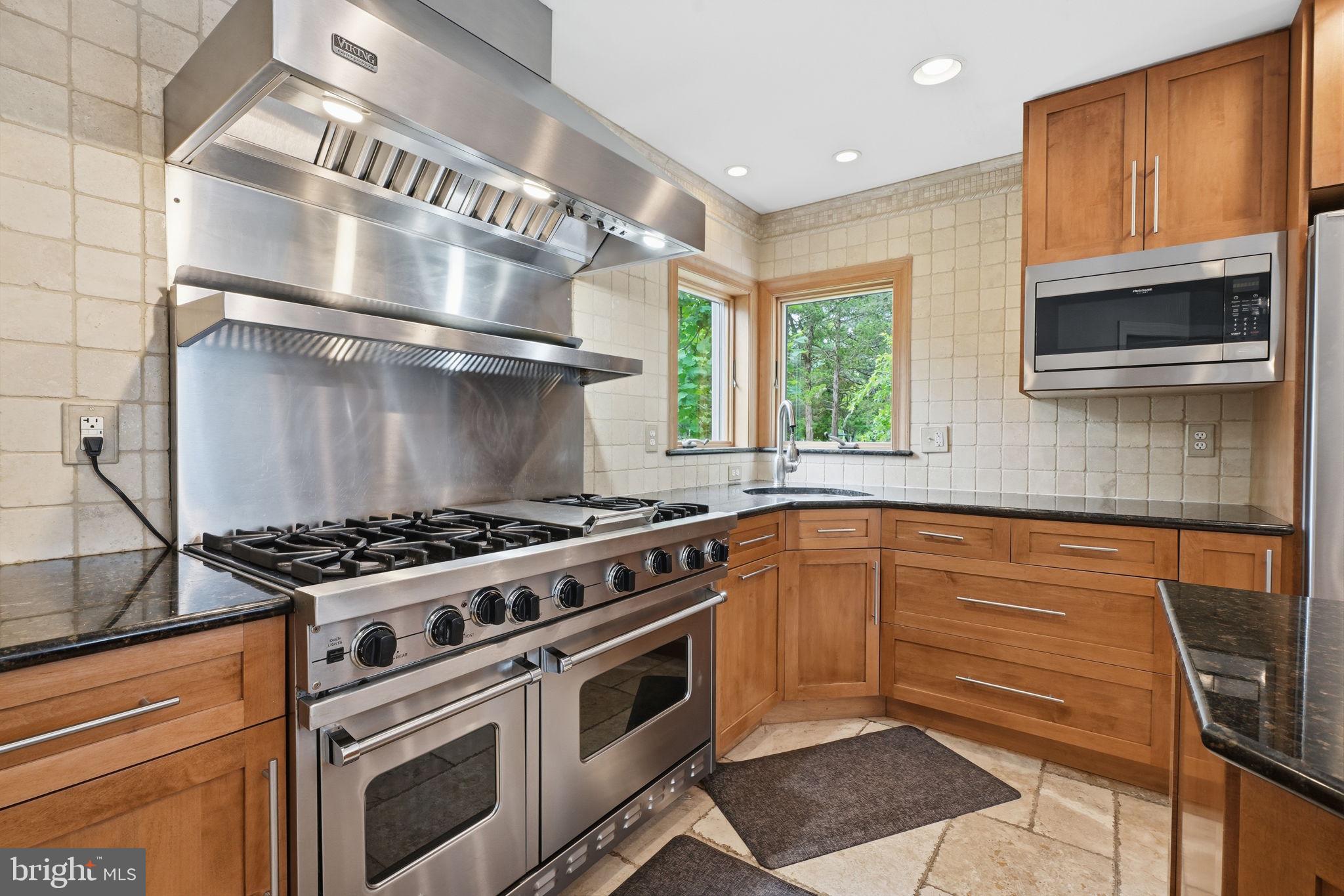 136 Rocktown-lamb Road Lambertville, NJ 08530 - Photo 17 of 107