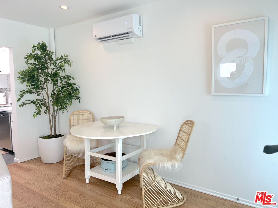 25366 Malibu Road, Unit 2 Malibu, CA 90265 - Photo 11 of 25